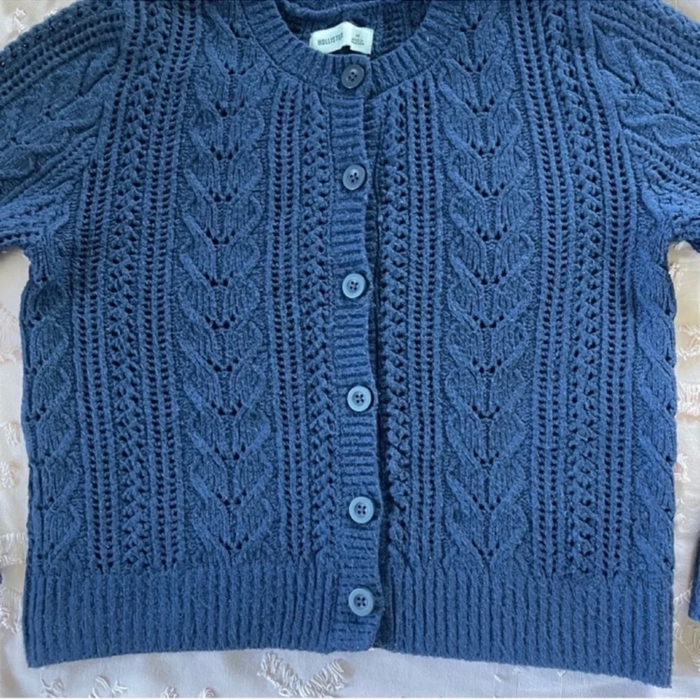 Hollister Cardigan - Picture 3 of 11
